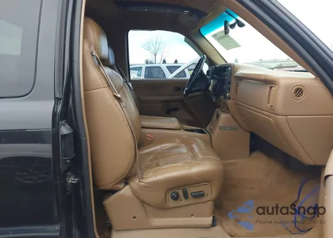 2000 Chevrolet Silverado 2500 Lt from USA, damaged, VIN 1GCGK29U0YE149646